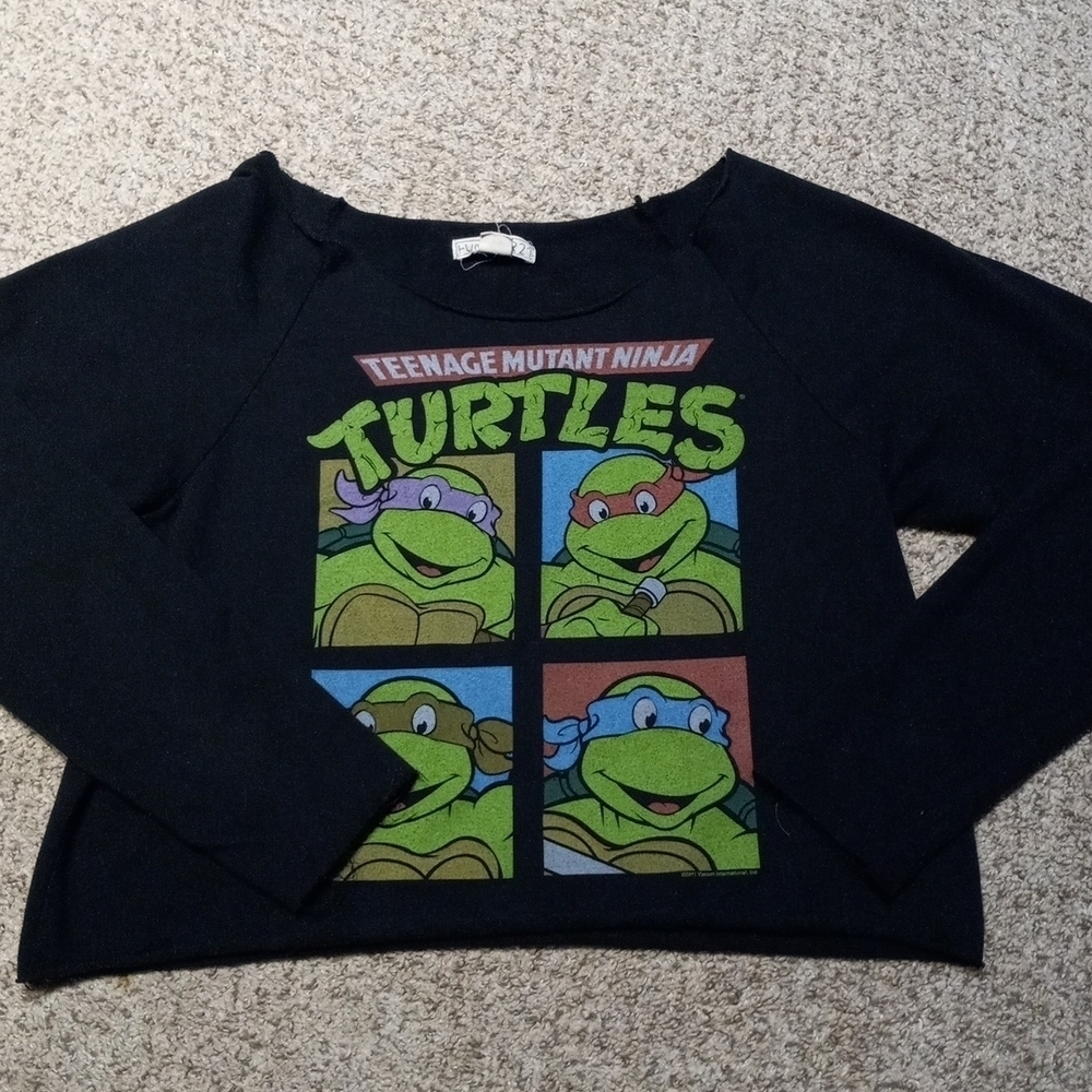 Forever 21 Teenage Mutant Ninja Turtles sweatshirt, sz M